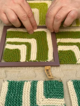 Blocking template for knitted squares 100mm x 100mm