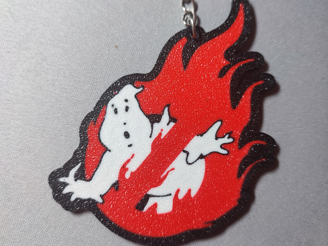 Llavero Ghostfire: Al Filo del Peligro