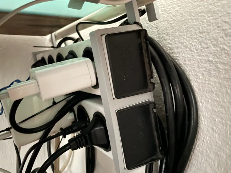 Power extender holder