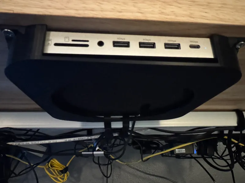 Satechi - Stand & Hub For Mac Mini
