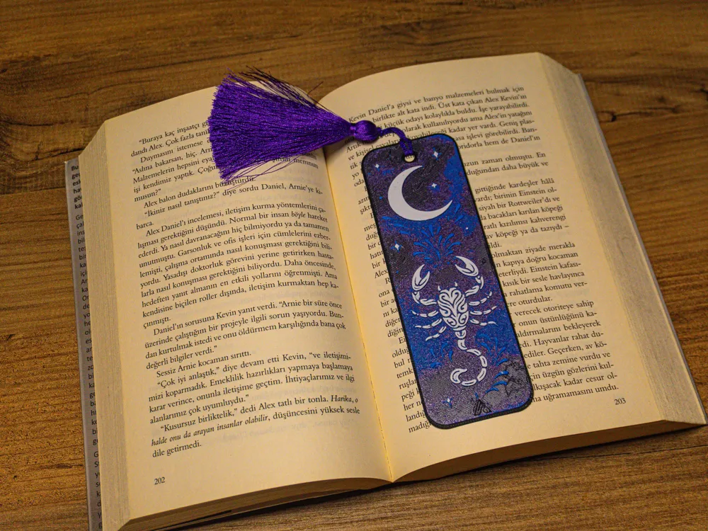 Scorpius Hueforge Bookmark - Zodiac - Free 3D Print Model - MakerWorld