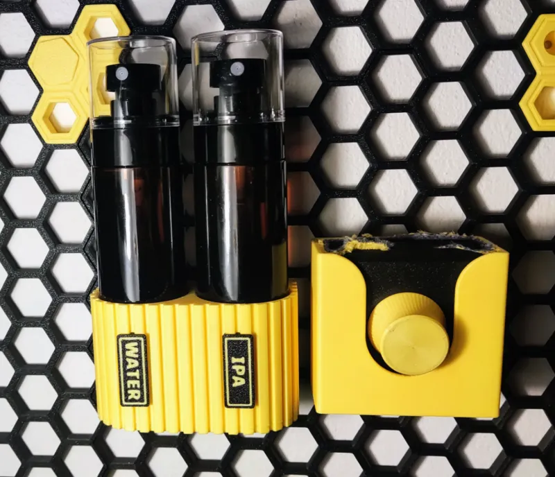 HSW Spray Bottle Holder (With Label)