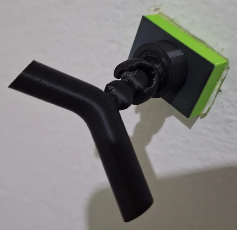 Wall-mounted filament guide