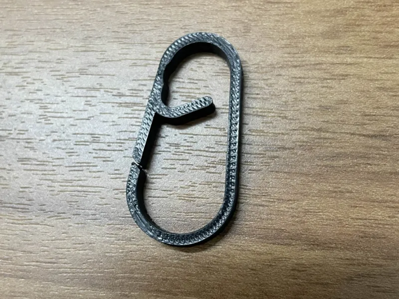 Lightweight keychain buckle
