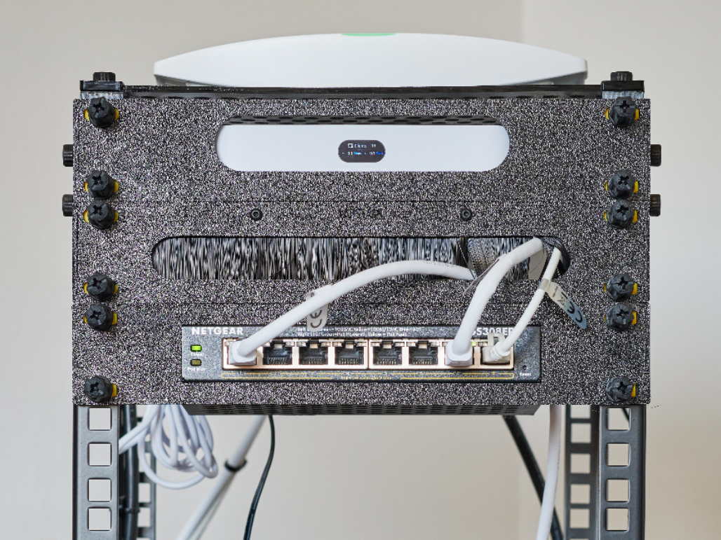 Sturdy 10" server rack with metal rack strips