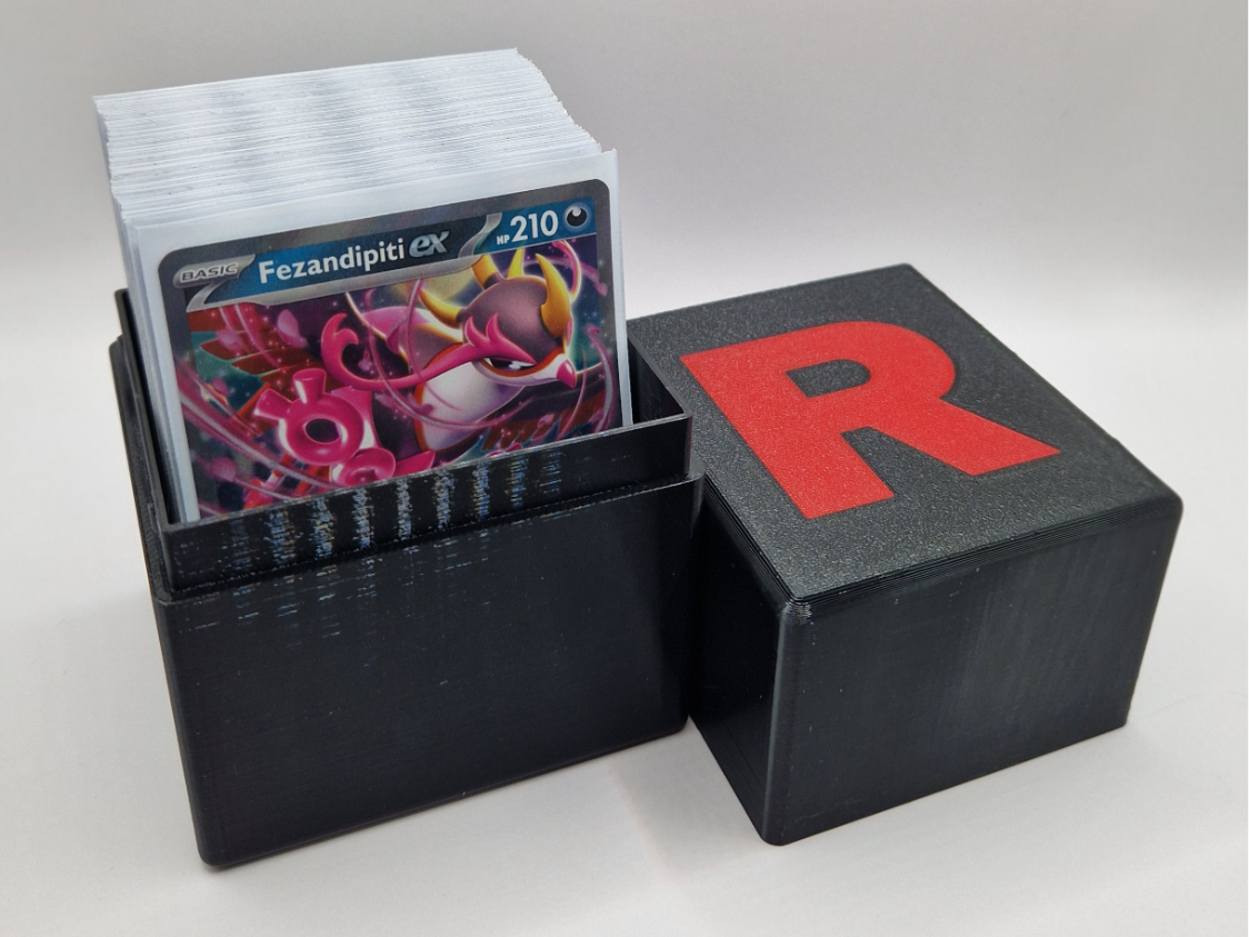 Deckbox for 100 cards with Team Rocket design