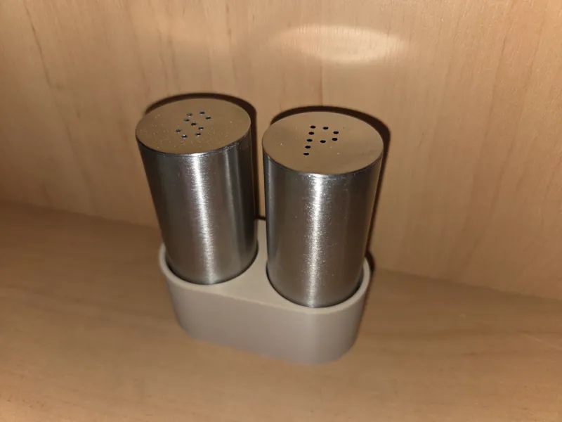 IKEA PLATS - pepper and salt