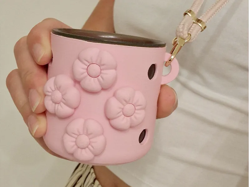 OutIn - Cup O' Friends