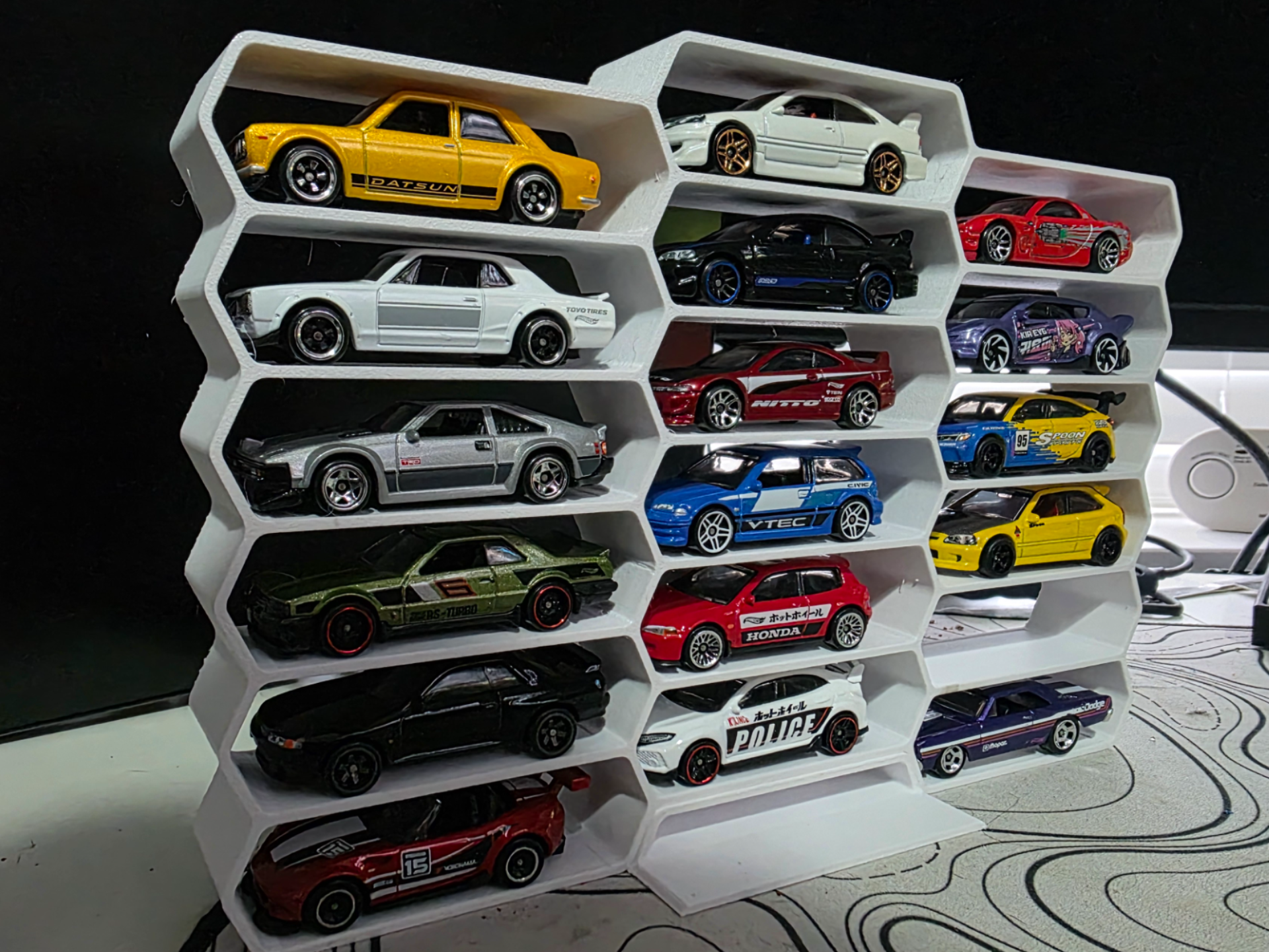 Search:hot wheel stand - MakerWorld