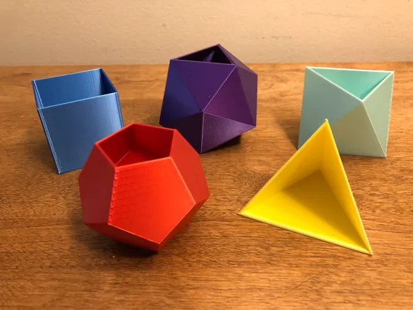 Boîtes de rangement — solides platoniciens