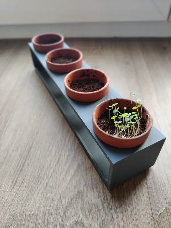Support pour pot de fleurs avec réservoir d'eau