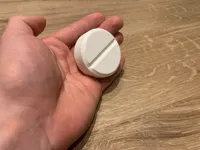 Pilulier deux compartiments en forme de gélule — photo 1