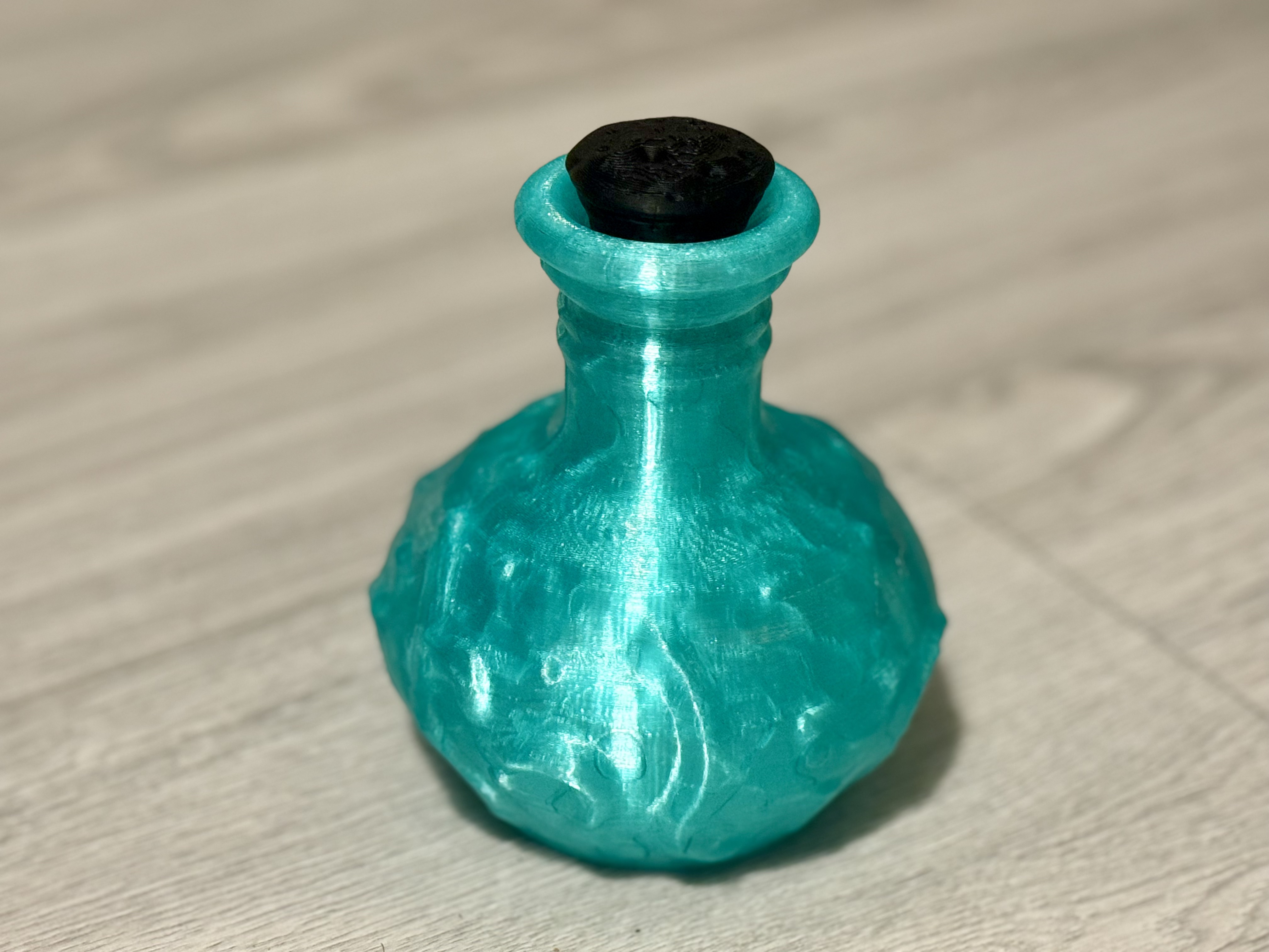 Miniatura 4 do modelo 3D Potion Bottle