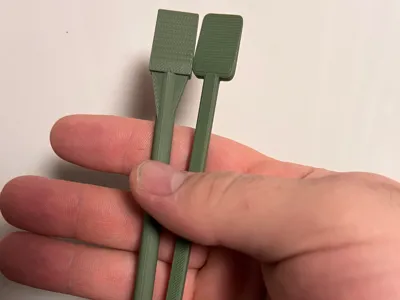 Cat food spatula