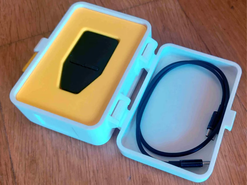 TREZOR SAFE 3 - BOX