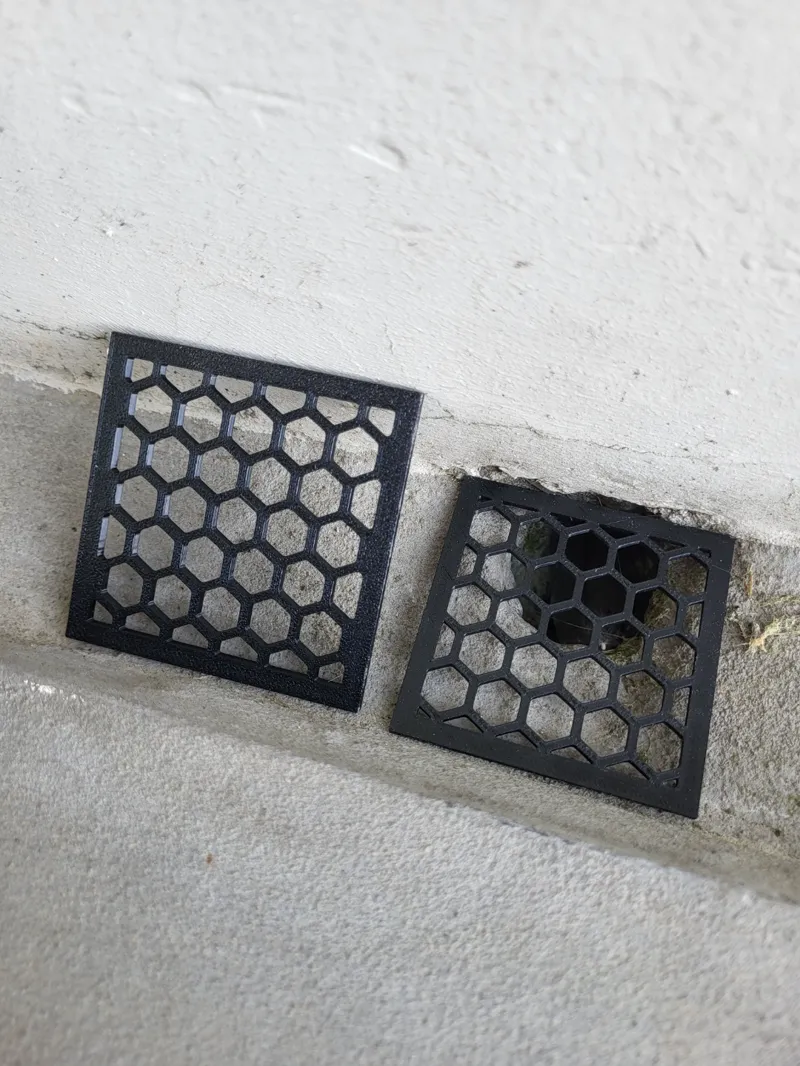 Small grid to prevent leaves from getting stuck