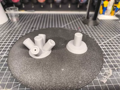 Miniature Sub-Assembly Painting Crown v2 - 35mm 
