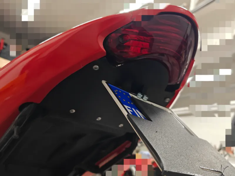 Suzuki SV650 fender eliminator ( GEN1 ) 99-02