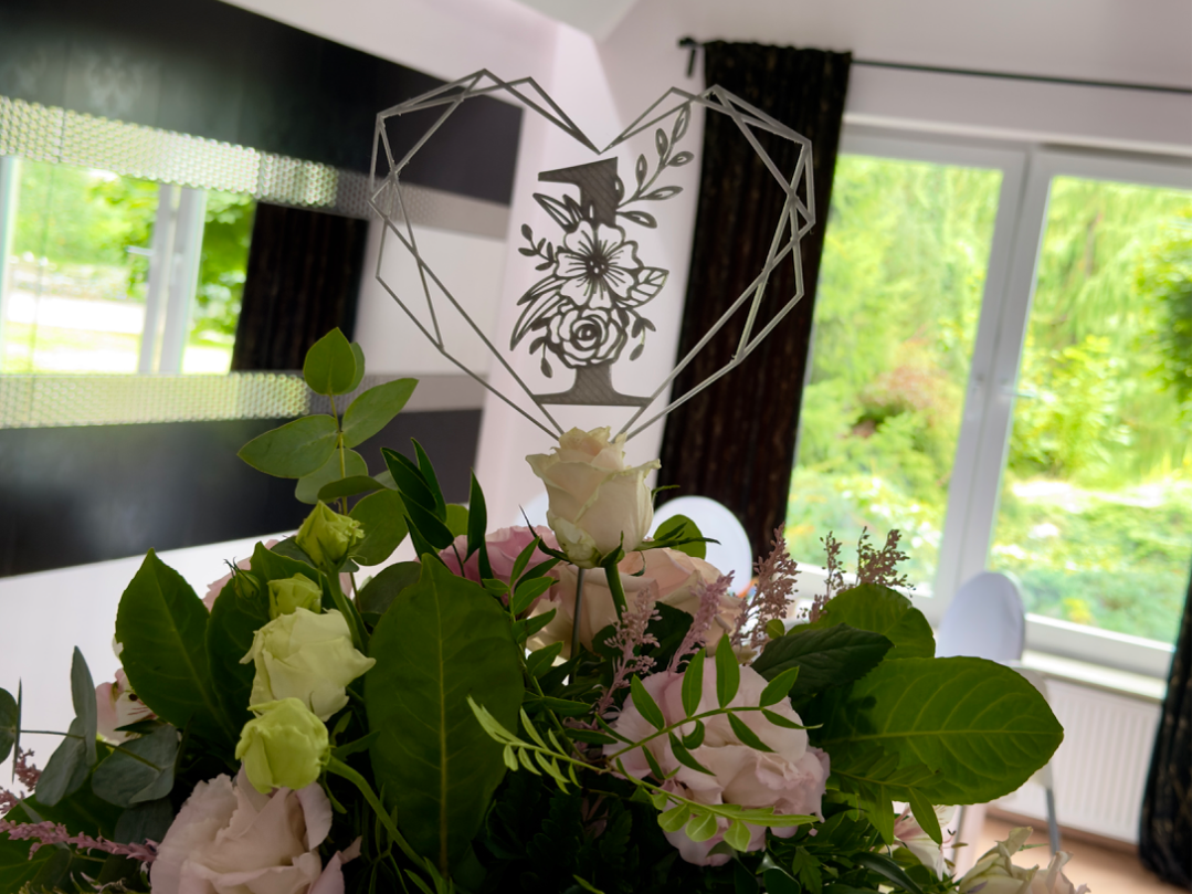 wedding table numbers - heart and flower