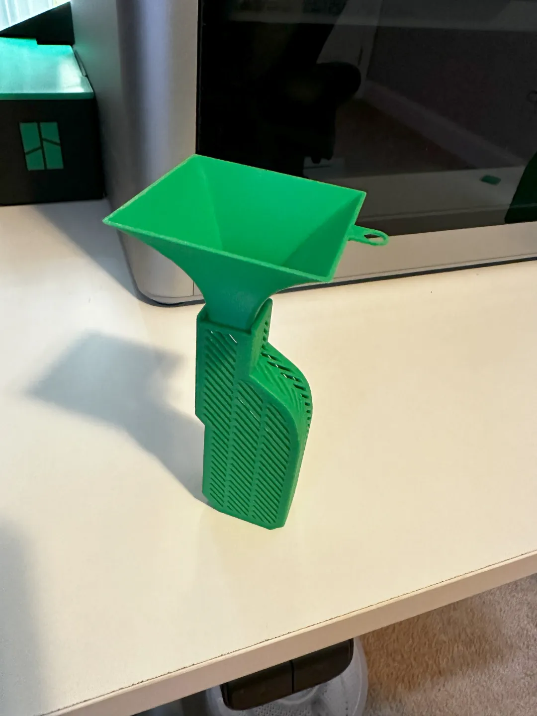 Funnel for AMS Dessicant Holder view 3