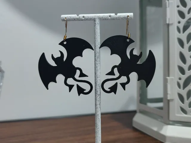 Aretes Travesura Oscura