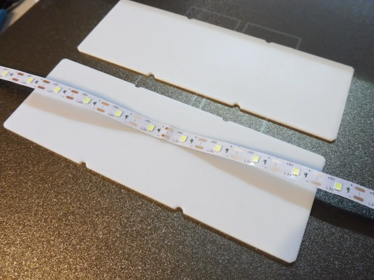 Plaque lithophanie pour ruban LED