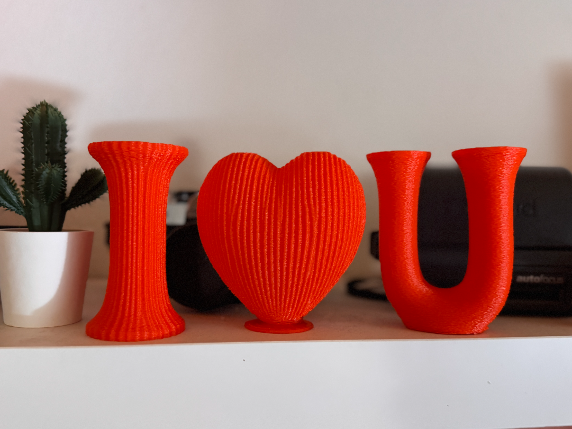 I love you - Decorative Flower Vase Letters