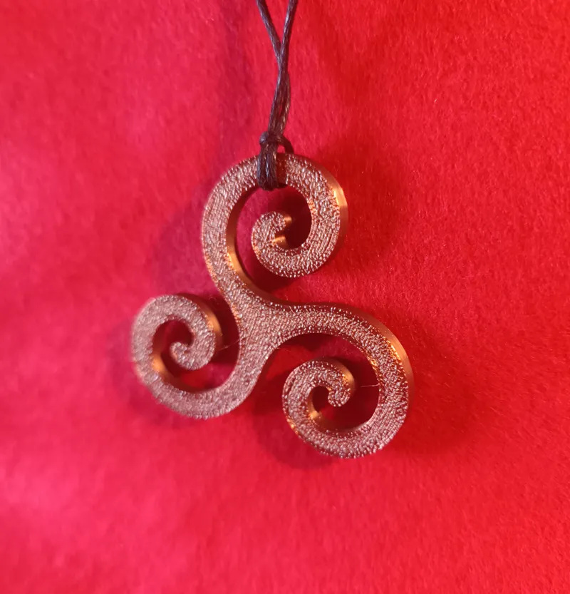 Triskell pendant