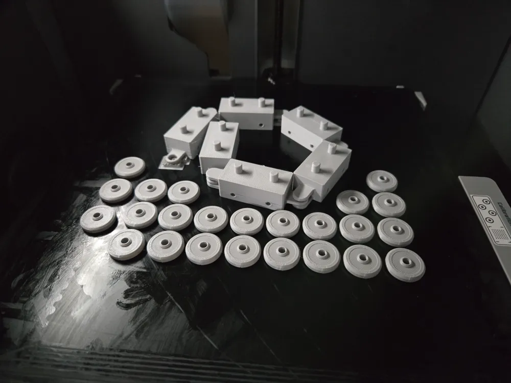 Chain Train System Chain Chassis . Coupled Cars . Tiny Train System by SFYoung - MakerWorld