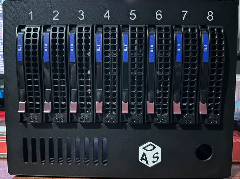8-Bay DAS/HDD Enclosure Supermicro 747TQ backplane