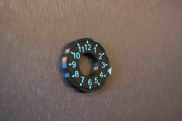 https://makerworld.bblmw.com/makerworld/model/US8536d4d4143bef/design/2023-08-03_uw3q24a4hg2t.JPG
