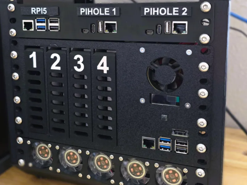 3U Raspberry Pi 5 10-inch Network NAS for 3.5 HDDs