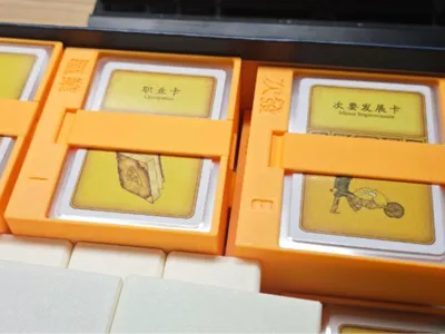 snap clip deck and card box