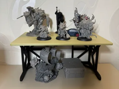 Mini shelf for desk