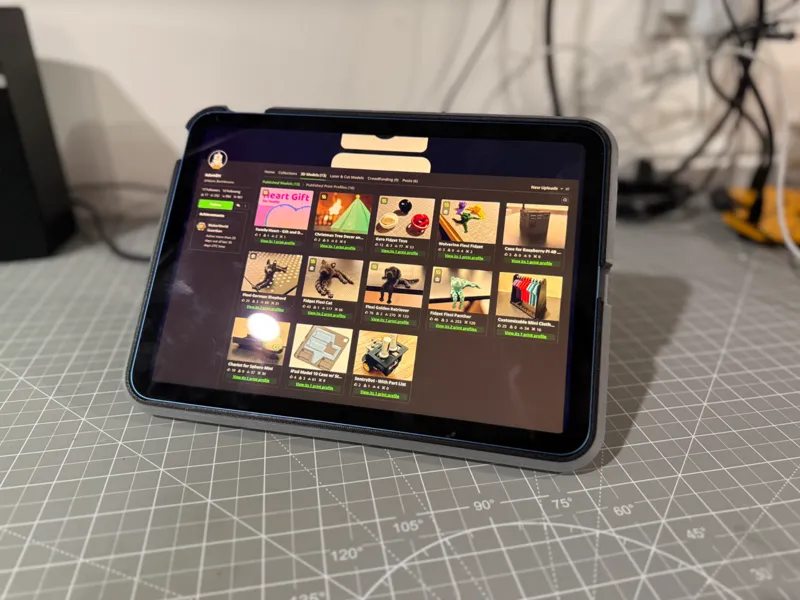 OmniCase 10 - 10th Gen iPad Case w/ bumper + stand