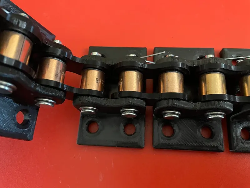 Large robot or crawler track - 75mm wide tread