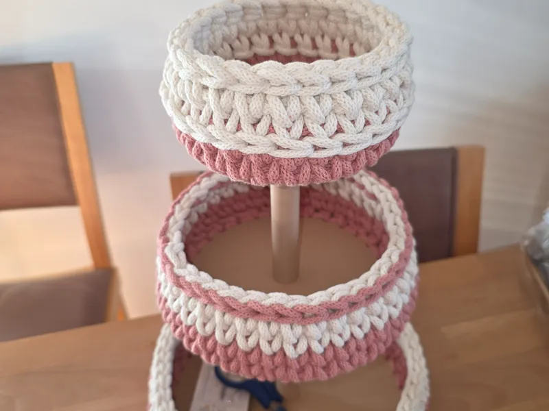 Häkelboden Etagere