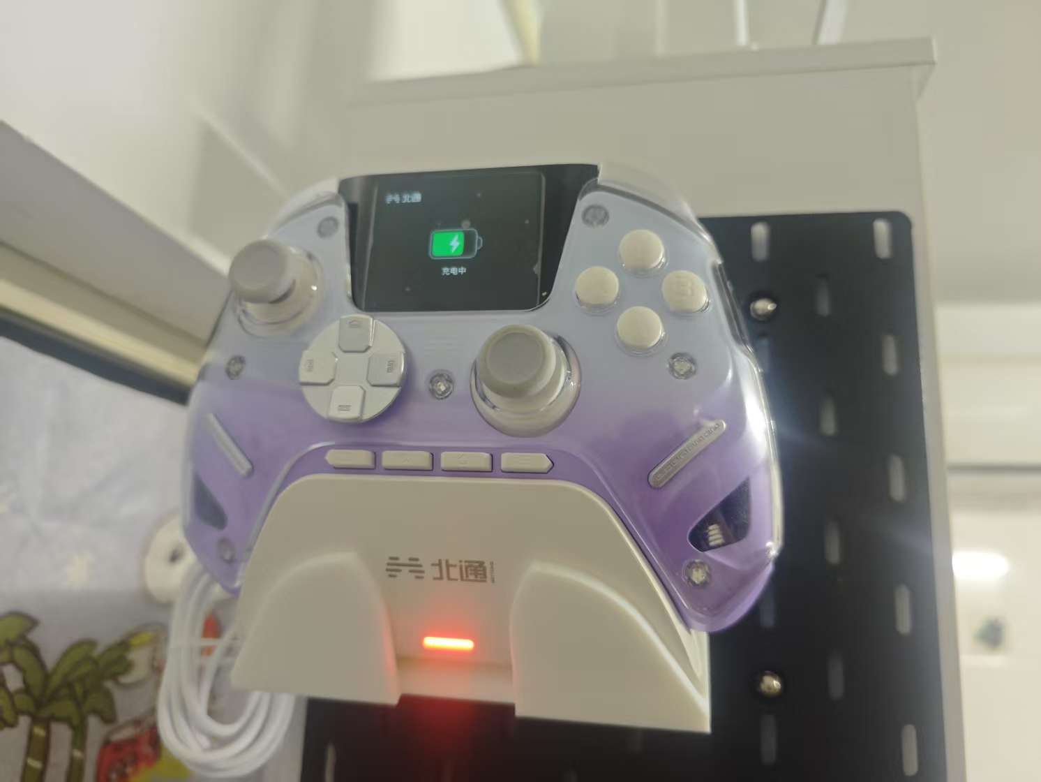 Miniatura 2 do modelo 3D 北通鲲鹏50底座洞洞板支架