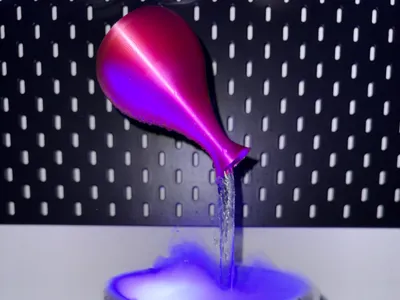Floating Bottle Illusion – Continuous Water Flow 