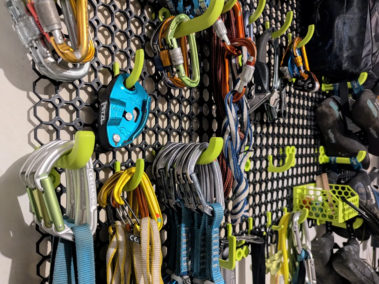 A Plethora of Multiboard Hooks view 4
