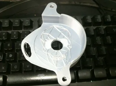 surron motor cover: skull design v2