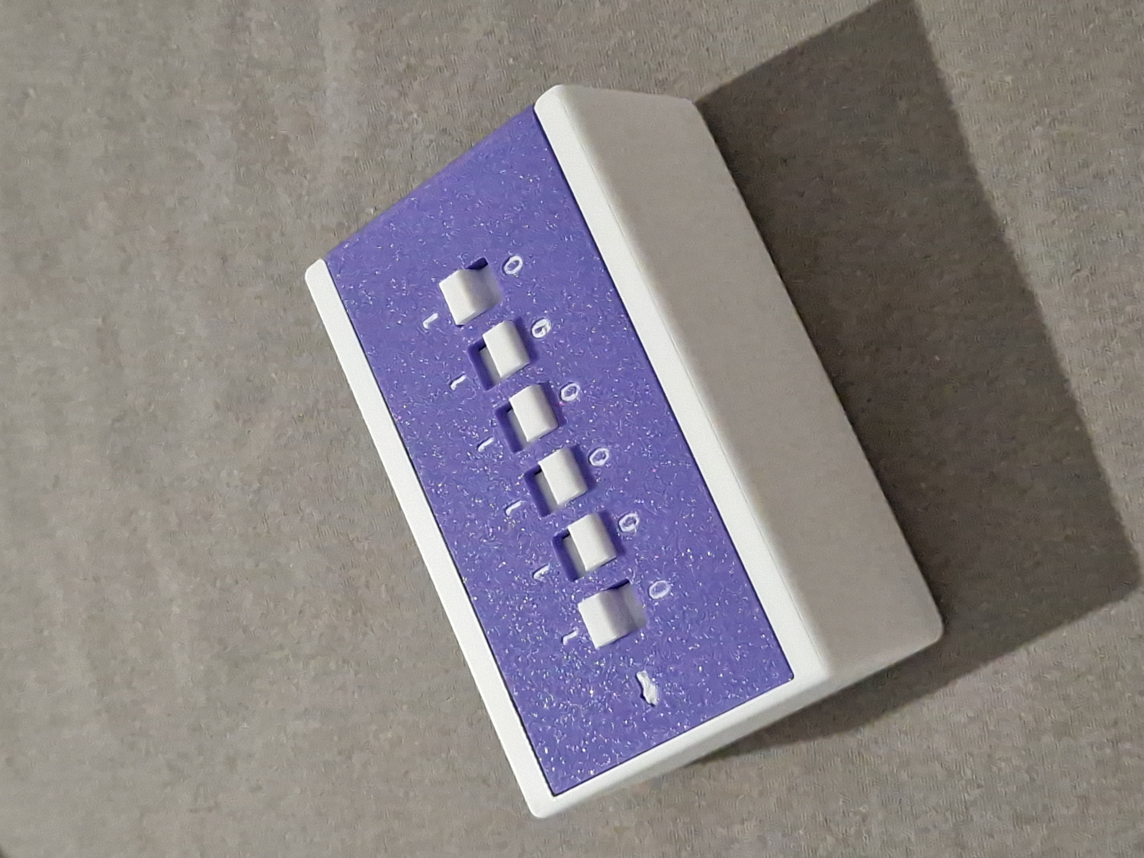 Miniatura 2 do modelo 3D 滑盖式密码盒（可换密码）