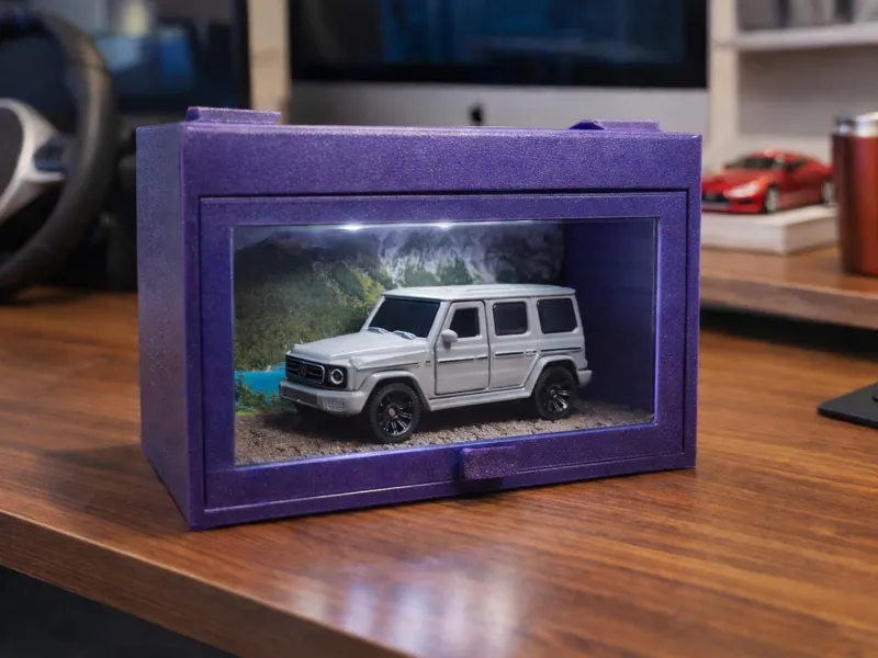 Modular display with cover for 1:64 model LED