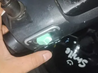 电动车转向控制灯开关。
