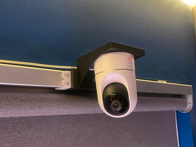 Eufy E220 (2K Pan & Tilt) IKEA Mounting Bracket