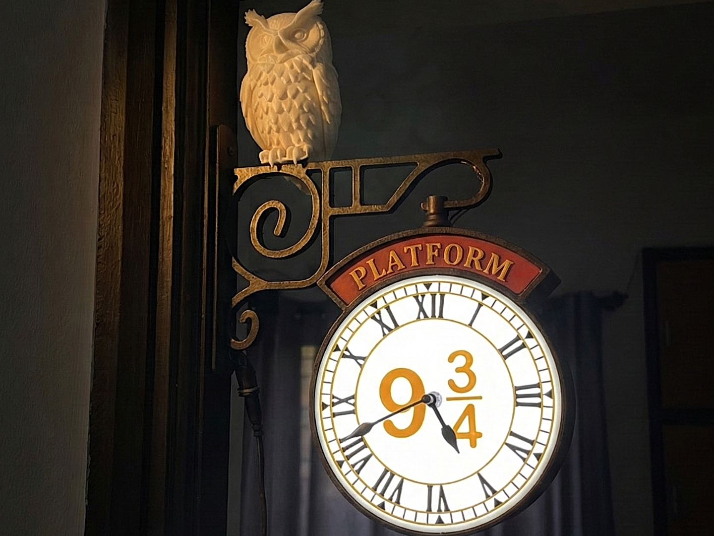 Working Harry Potter Clock Lamp
