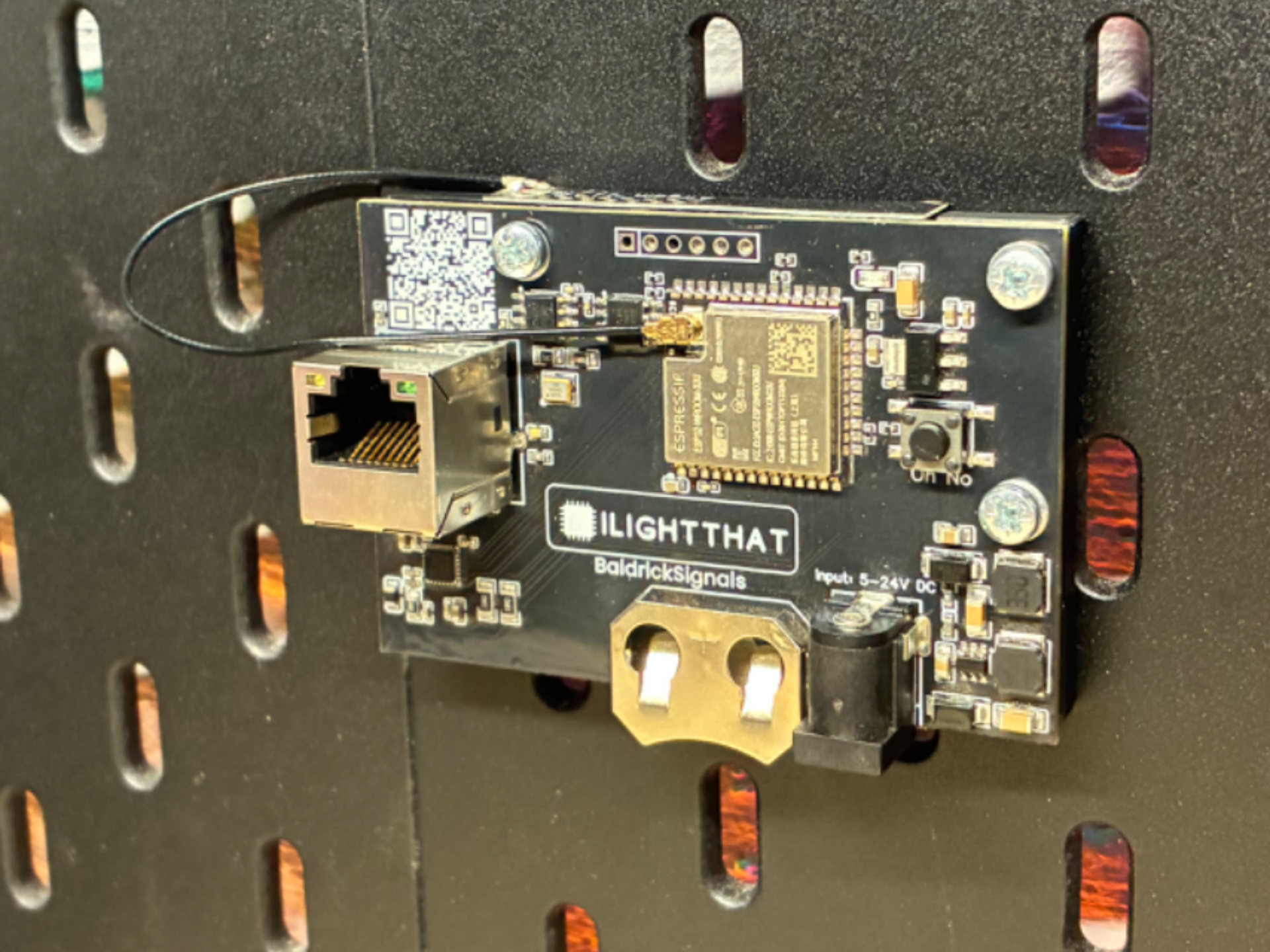 Baldrick Pixel Board S – IKEA SKÅDIS Mount