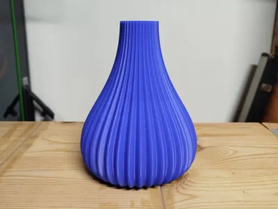 Ari_Vase_002