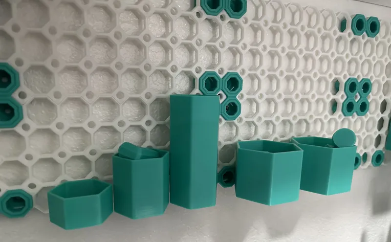 HexaBins: Multiboard-Compatible Modular Storage!