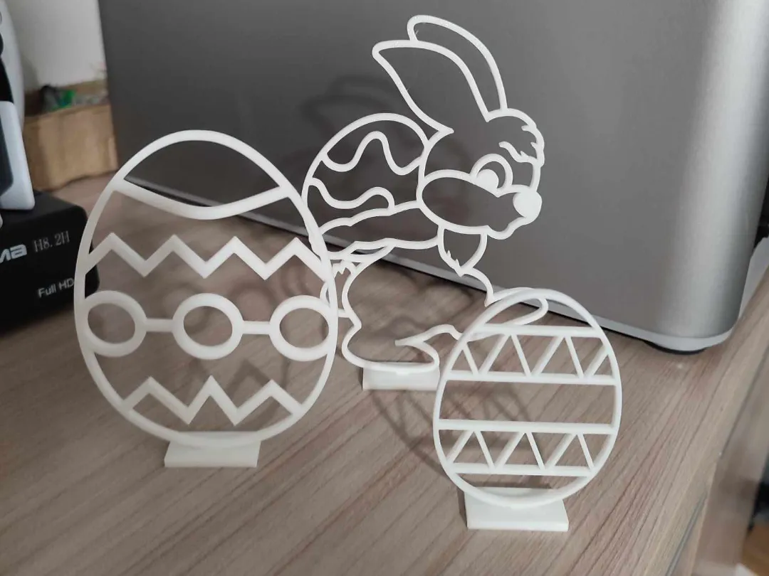 Décoration œuf de Pâques et lapin
